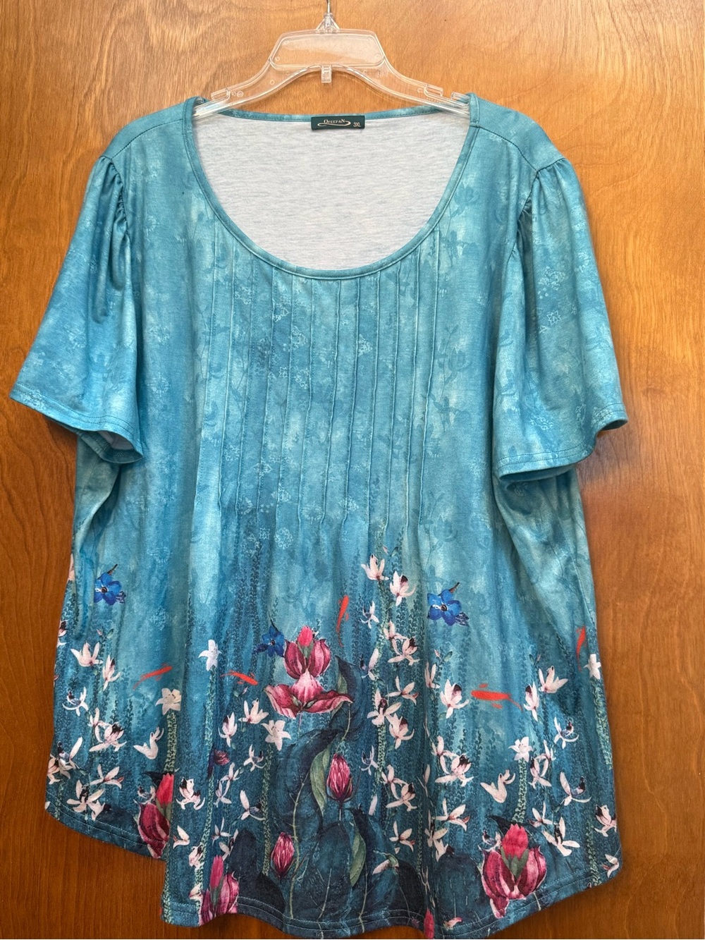 Teal Floral Pintuck Scoop Neck Short Sleeve Tee